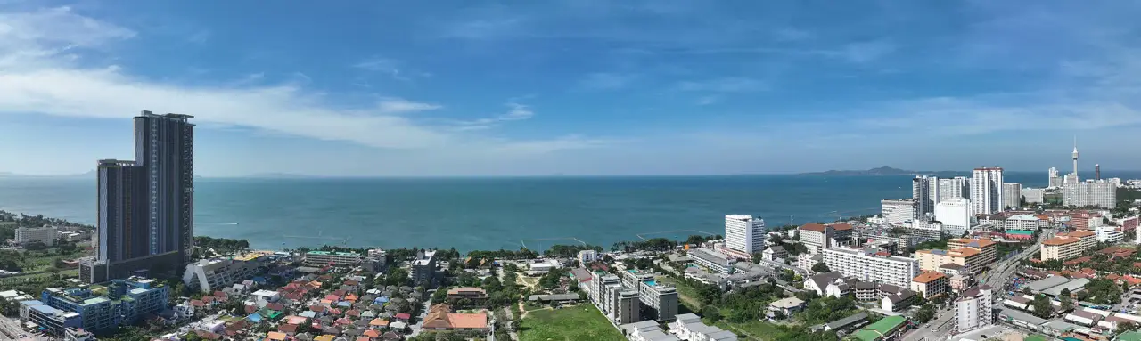 Copacabana Coral Reef – View from floor 33 · 100 m (drone photo)