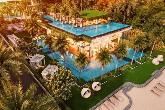 The Riviera Palm Beach Wongamat – Clubhaus am Strand · Visualisierung (Bauträger)