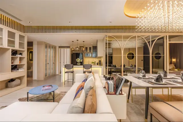 SKYPARK Lucean Jomtien – 2 bedrooms · show unit, living and dining