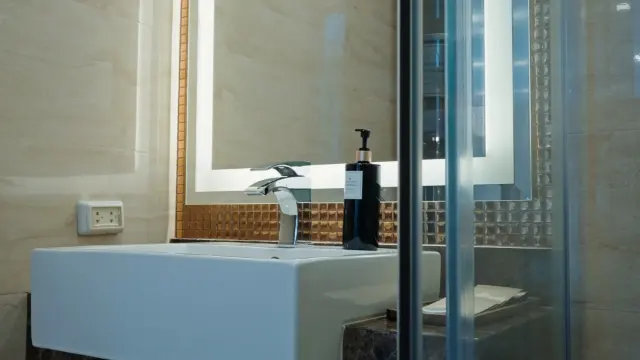 Elysium Pratumnak 52 sqm Condo for Sale, Thai Quota – 7,240,000 THB – 9